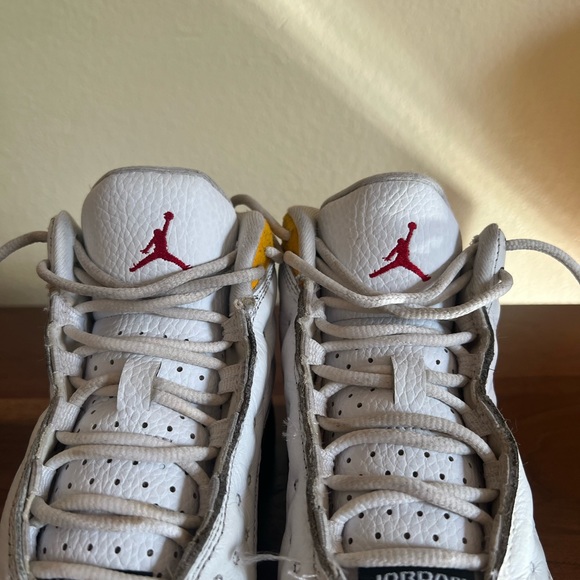 Kids Jordan Retro 13 White/Yellow Size 3.5Y - Picture 8 of 12